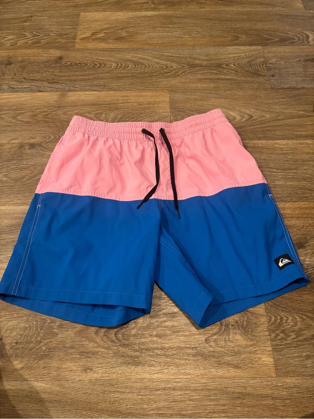 Quiksilver Butt Logo Volley Shorts Pink Blue Colorblock 7 Inch Mens Medium